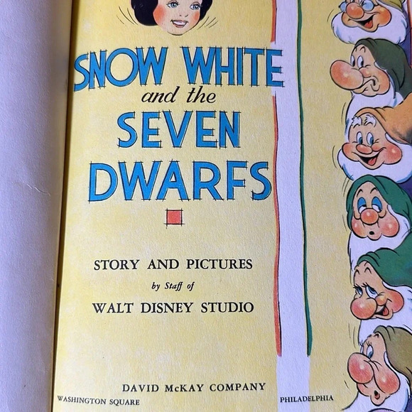 1937 VTG Walt Disney’s Snow White & the Seven Dwarfs Hardback Child’s Story Book - Picture 4 of 7